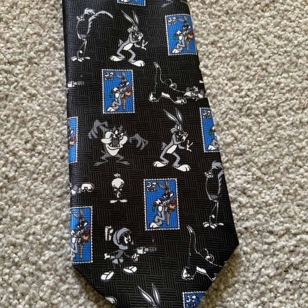 Vintage 1997 Looney Tunes Stamp Collection Tie